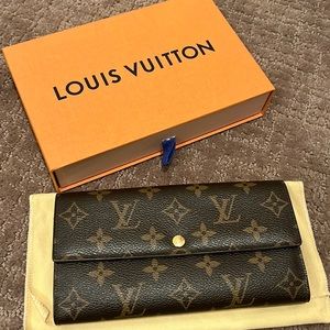 Louis Vitton Sarah wallet